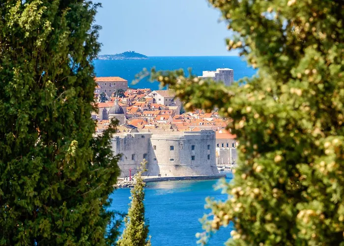 Gorgeous In * دوبروفينك